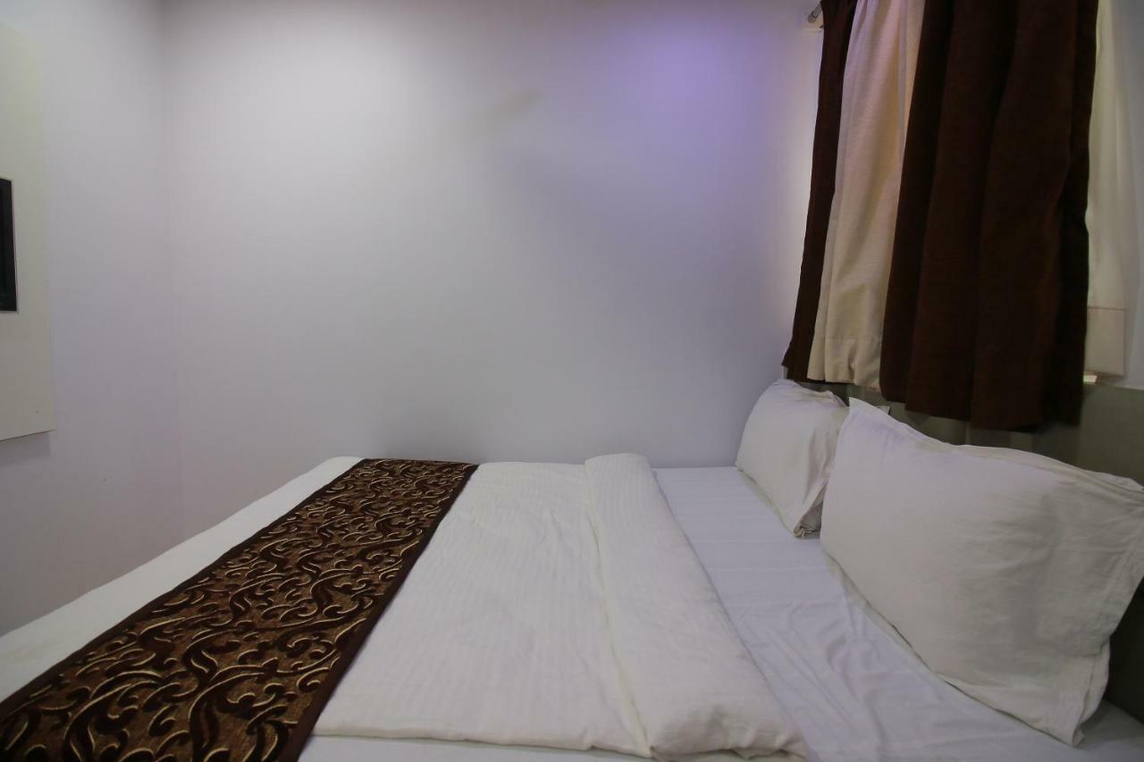 Hotel Apex Navi Mumbai Esterno foto
