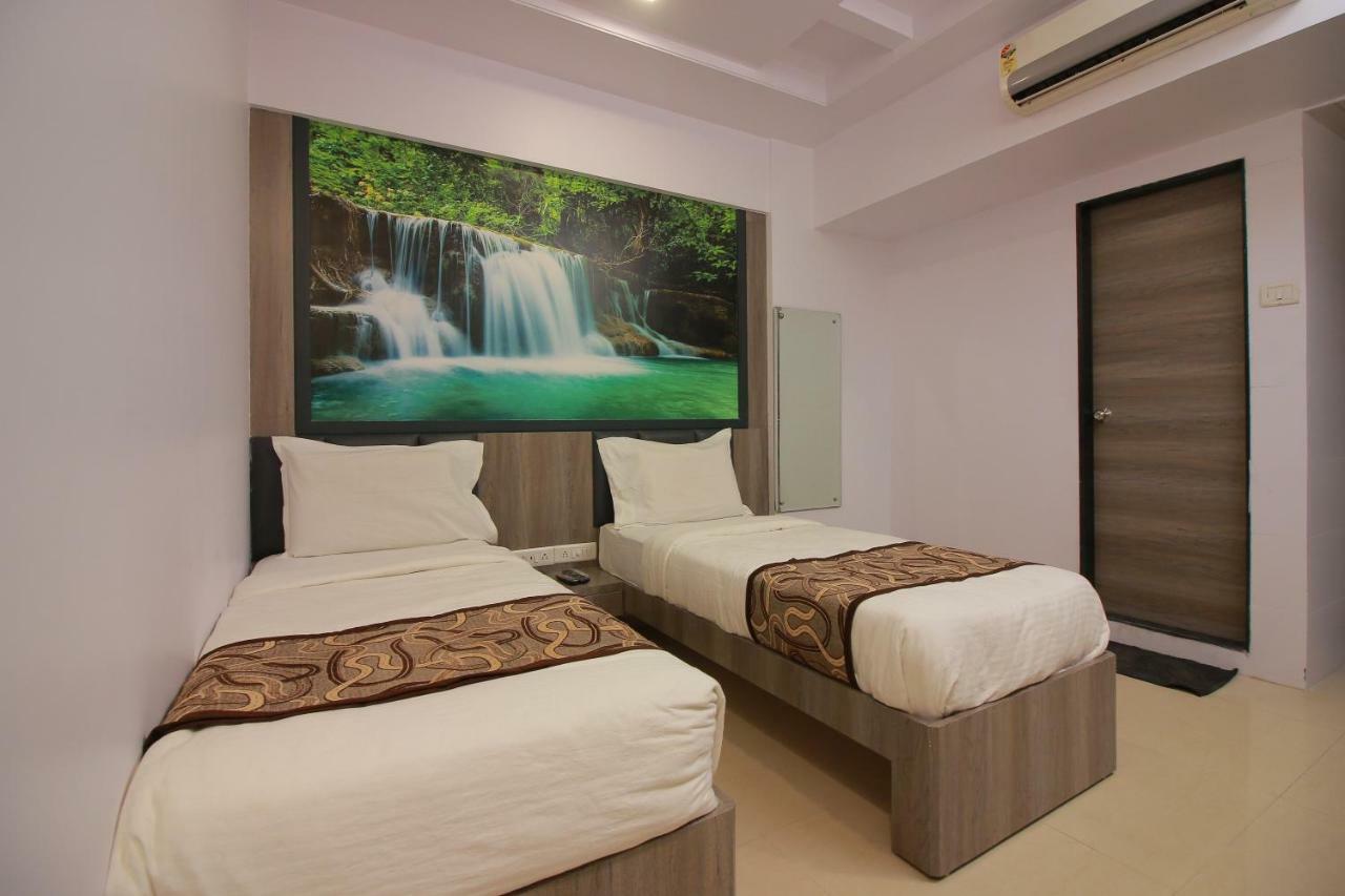 Hotel Apex Navi Mumbai Esterno foto