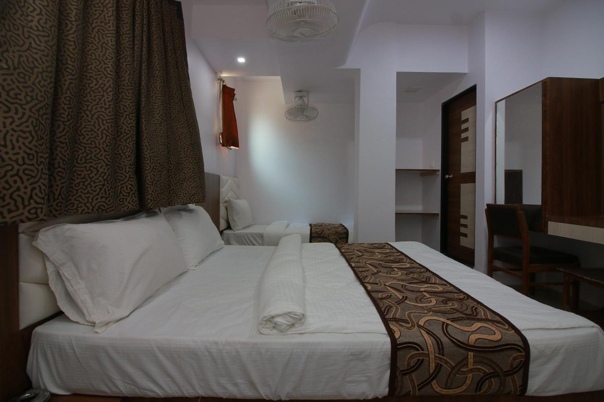 Hotel Apex Navi Mumbai Esterno foto