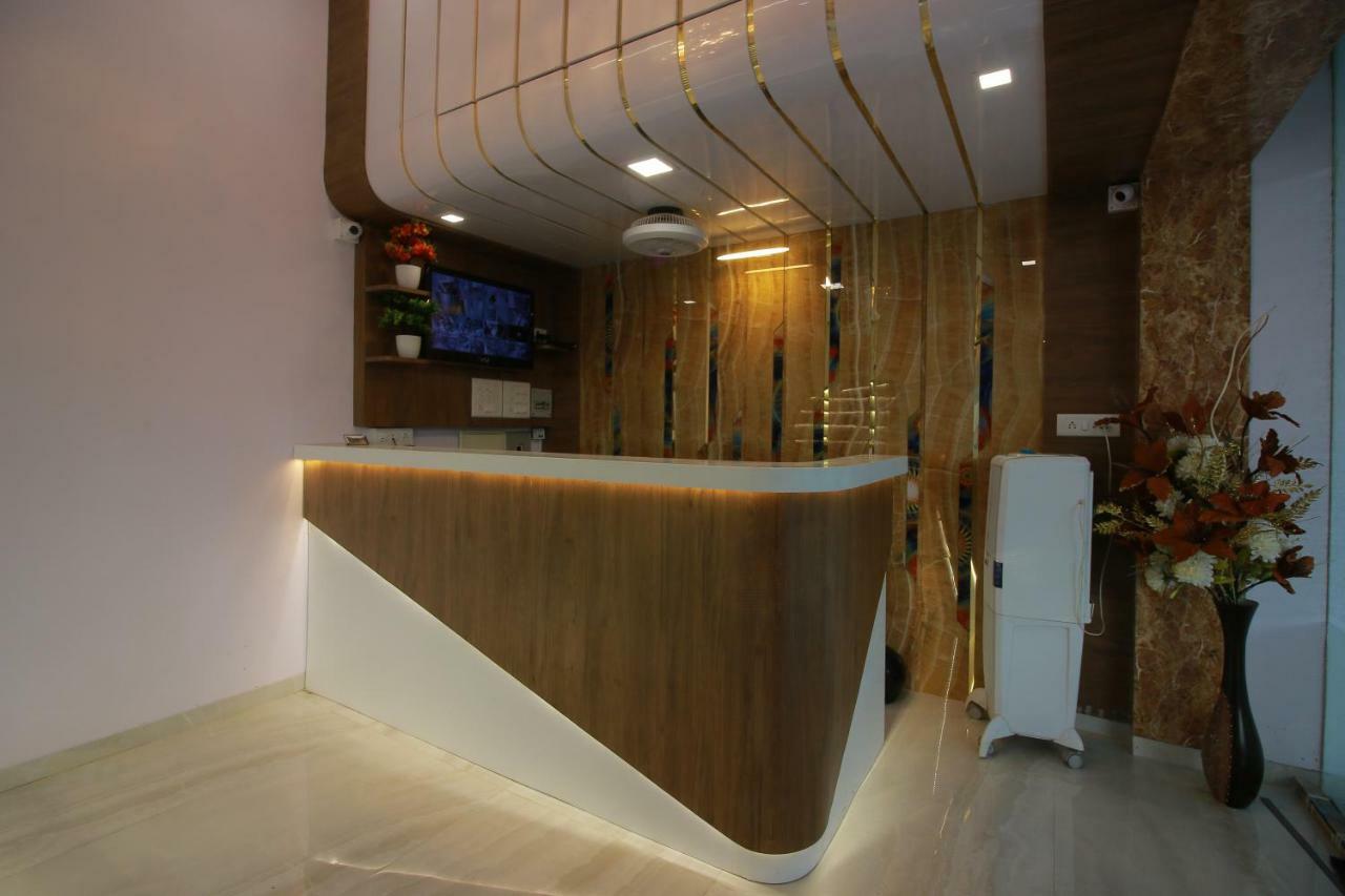 Hotel Apex Navi Mumbai Esterno foto
