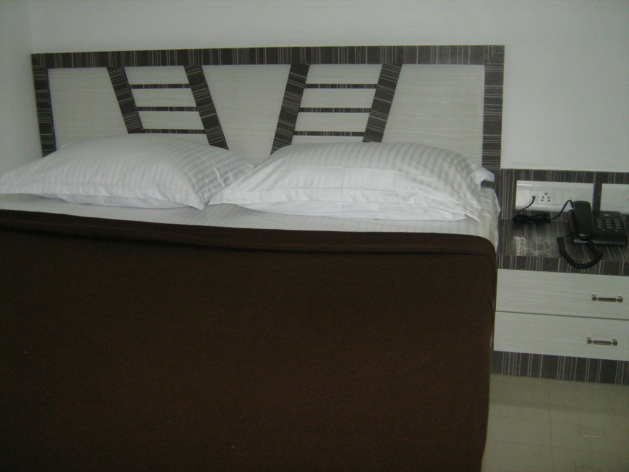 Hotel Apex Navi Mumbai Esterno foto